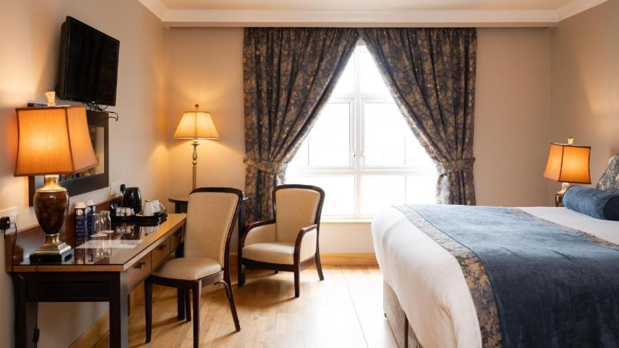 Classic King Room,1605370939:JPEG